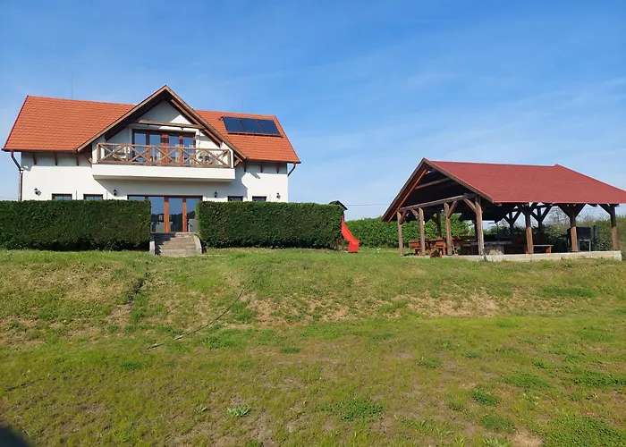 Bronok-voelgy Vendeghaz